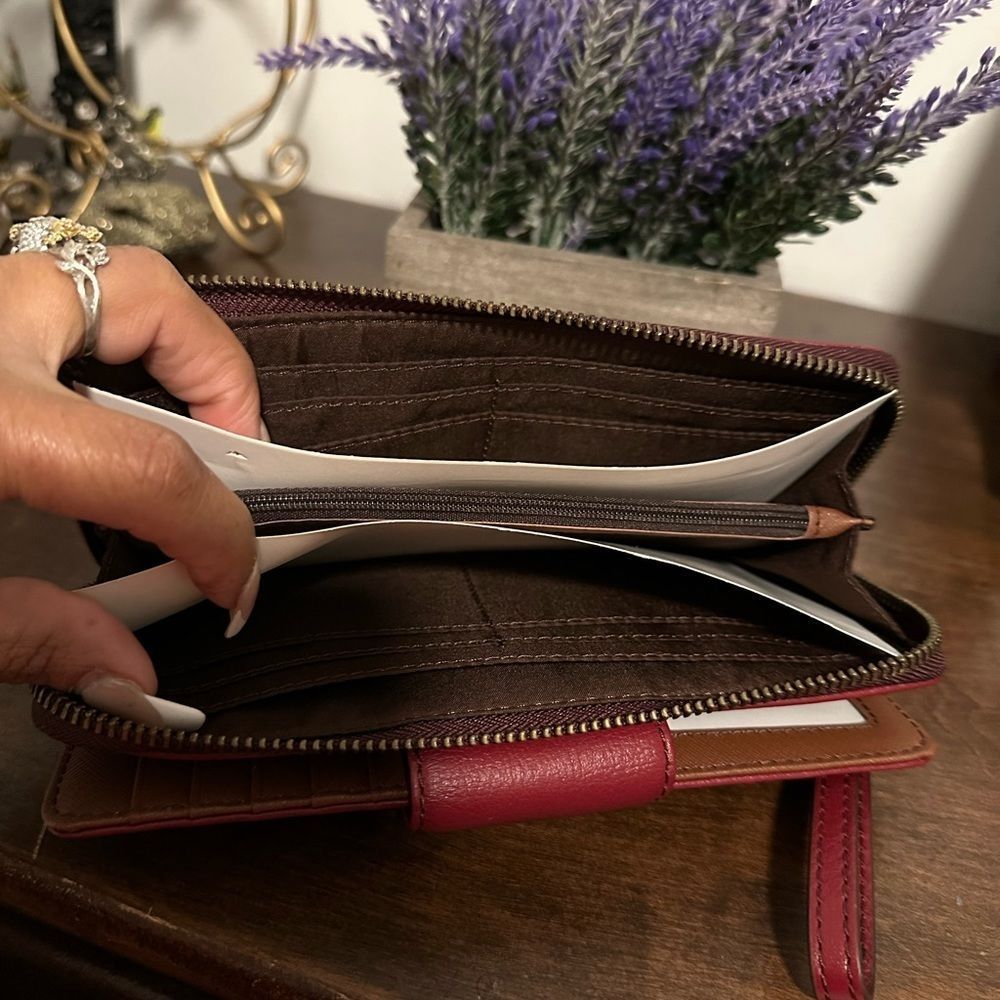 Fossil Red Leather Wristlet Wallet - Picture 5 of 6